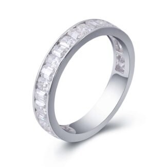 Stunning Emerald & Radiant Cut Moissanite Eternity Band