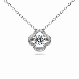 5.0mm Round Moissanite Four Leaf Clover Pendant Necklace