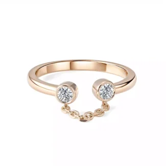 Chic Moissanite Chain Link Ring: A Modern Twist on Classic Elegance