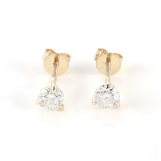 Exquisite Moissanite Round Cut solitaire Stud Earrings