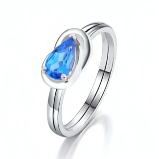 Receptacle Setting:Pear Cut Lab Gemstone White Gold Solitaire Ring