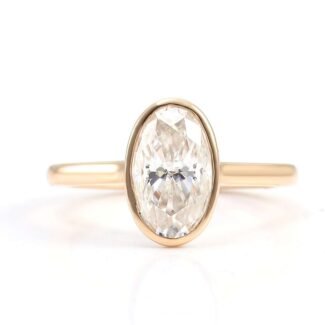 610MM Oval Cut Moissanite Bezel Engagement Ring