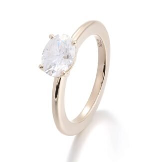 Exquisite Yellow Gold 1.5CT Oval Cut Moissanite Ring